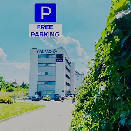 Hotel Conrad Comfort Краков Экстерьер фото