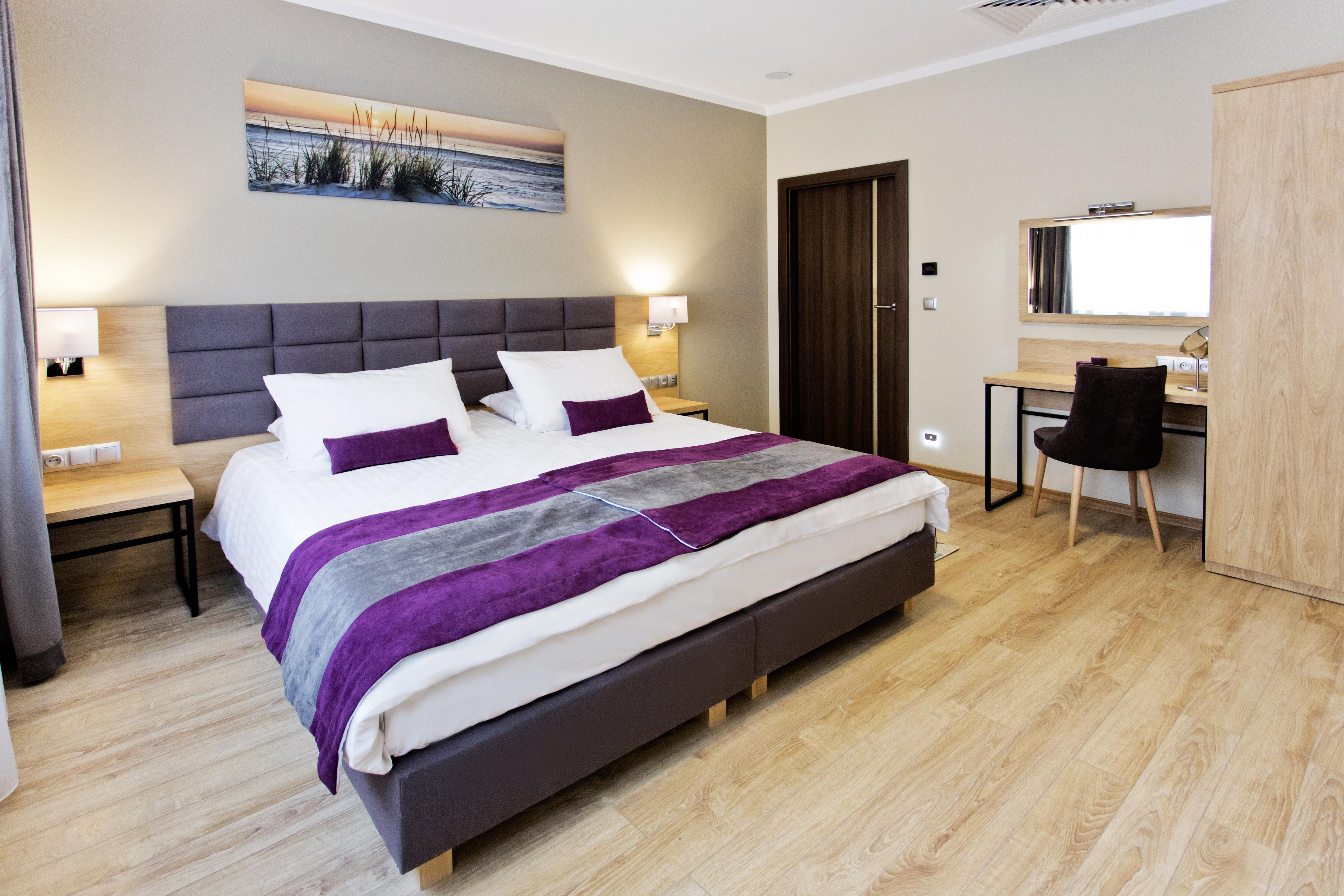 Hotel Conrad Comfort Краков Экстерьер фото